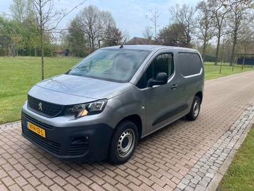 Peugeot Partner 1.5 BlueHDI Premium | trekhaak | Navie | Cru beschikbaar voor biedingen