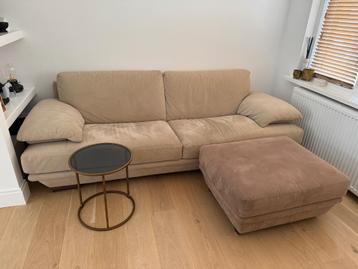 Natuzzi bank met hocker 