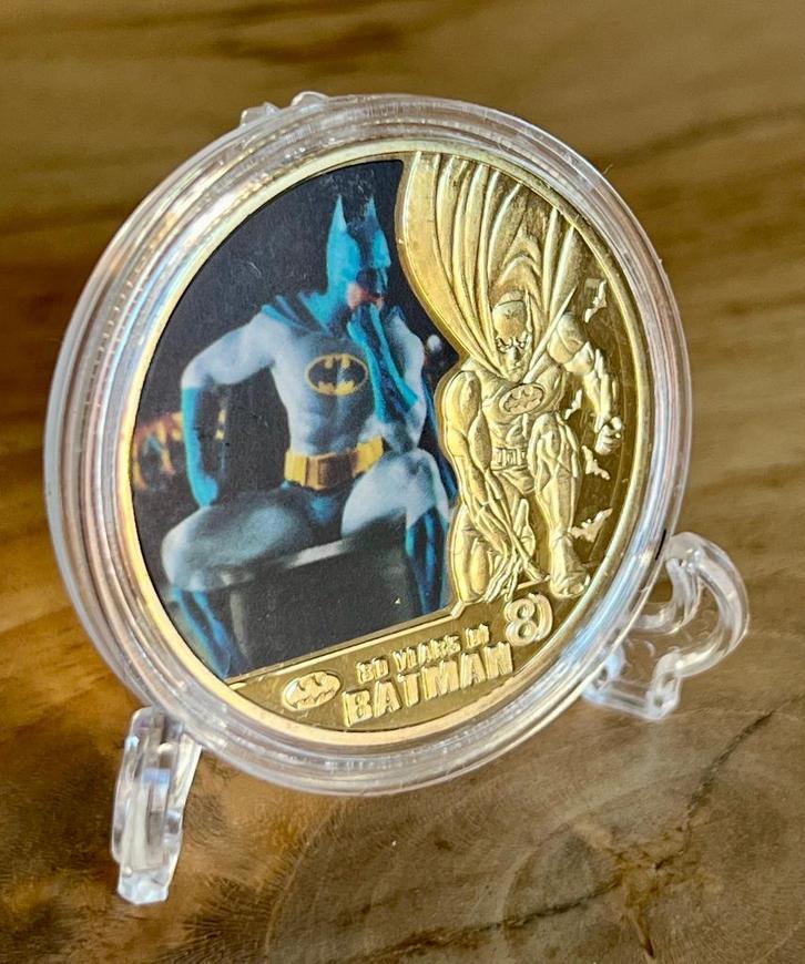 Batman 24kt goud vergulde herdenkingsmunt +standaard (1, Verzamelen, Film en Tv, Nieuw, Tv, Overige typen, Ophalen of Verzenden
