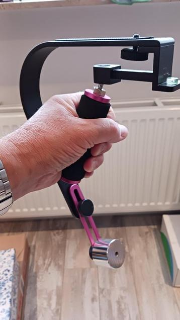 Hand stabilisator voor camera beschikbaar voor biedingen