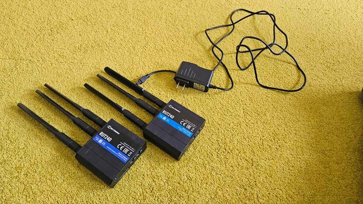 Teltronika RUT240 mifi router, Hobby en Vrije tijd, Elektronica-componenten, Zo goed als nieuw, Ophalen of Verzenden