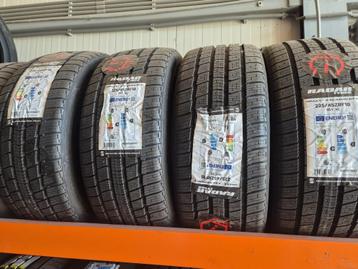 AKTIE BANDEN 205-65-16c 215/65/16c 215 65 16c 225 65 16c €25 beschikbaar voor biedingen
