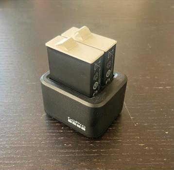 GoPro Enduro Batterijen + Oplader beschikbaar voor biedingen