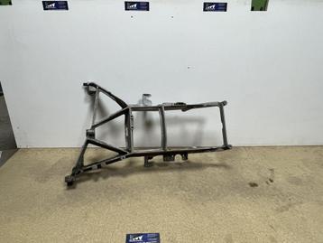 DAF Koplampframe rechts 1396937 / 1439349 / 1862946 beschikbaar voor biedingen