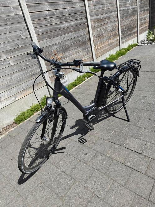 Elektrische fiets in nieuwstaat, Fietsen en Brommers, Elektrische fietsen, Zo goed als nieuw, Overige merken, 50 km per accu of meer