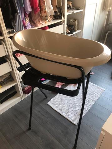 Bebe jou babybadje ZGAN. beschikbaar voor biedingen