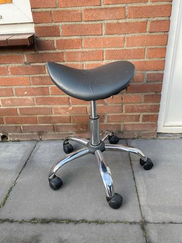 Zadelkruk / Bureaukruk Zwart beschikbaar voor biedingen