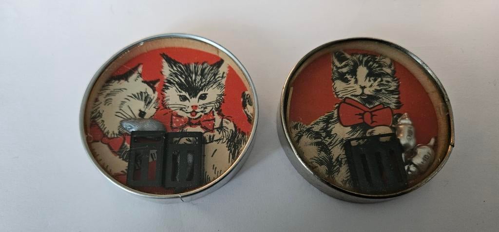 Oude Geduldspelletjes met Katten, Verzenden