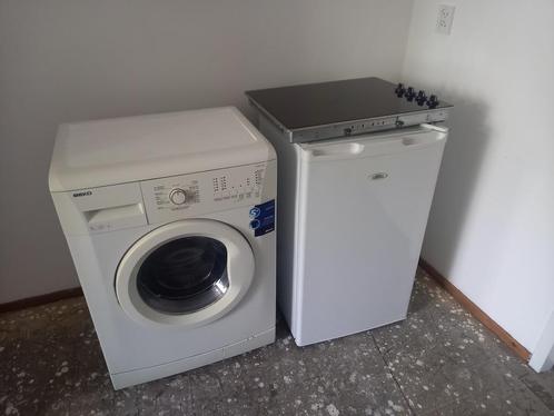 Wasautomaat BEKO, kookplaat WHIRLPOOL en koelkast, Witgoed en Apparatuur, Wasmachines, Gebruikt, Voorlader, 4 tot 6 kg, 85 tot 90 cm