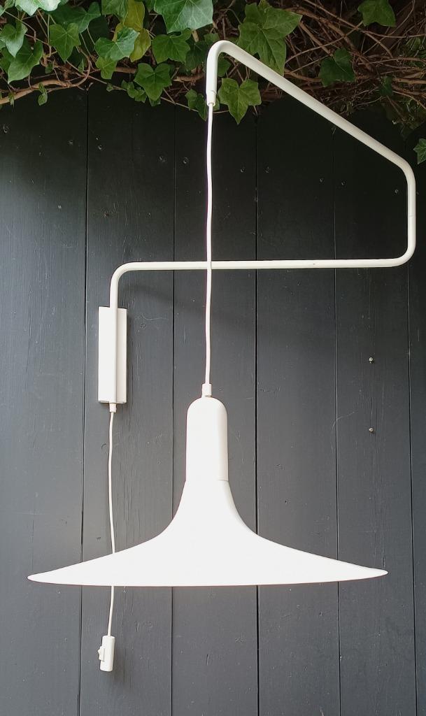 unieke vintage wandlamp - zwenklamp met heksenhoed, Huis en Inrichting, Lampen | Wandlampen, Gebruikt, Metaal, Overige materialen