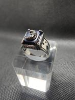 Zilveren ring. Maat 17-19. Maan, Nieuw, Ophalen of Verzenden, 17 tot 18, Dame of Heer