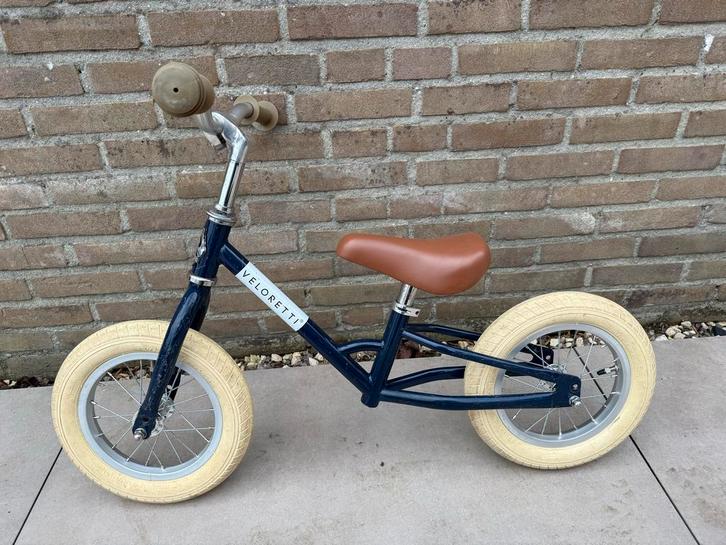 Veloretti Loopfiets Blauw - Gebruikt, Nieuw Type, Kinderen en Baby's, Speelgoed | Buiten | Voertuigen en Loopfietsen, Gebruikt