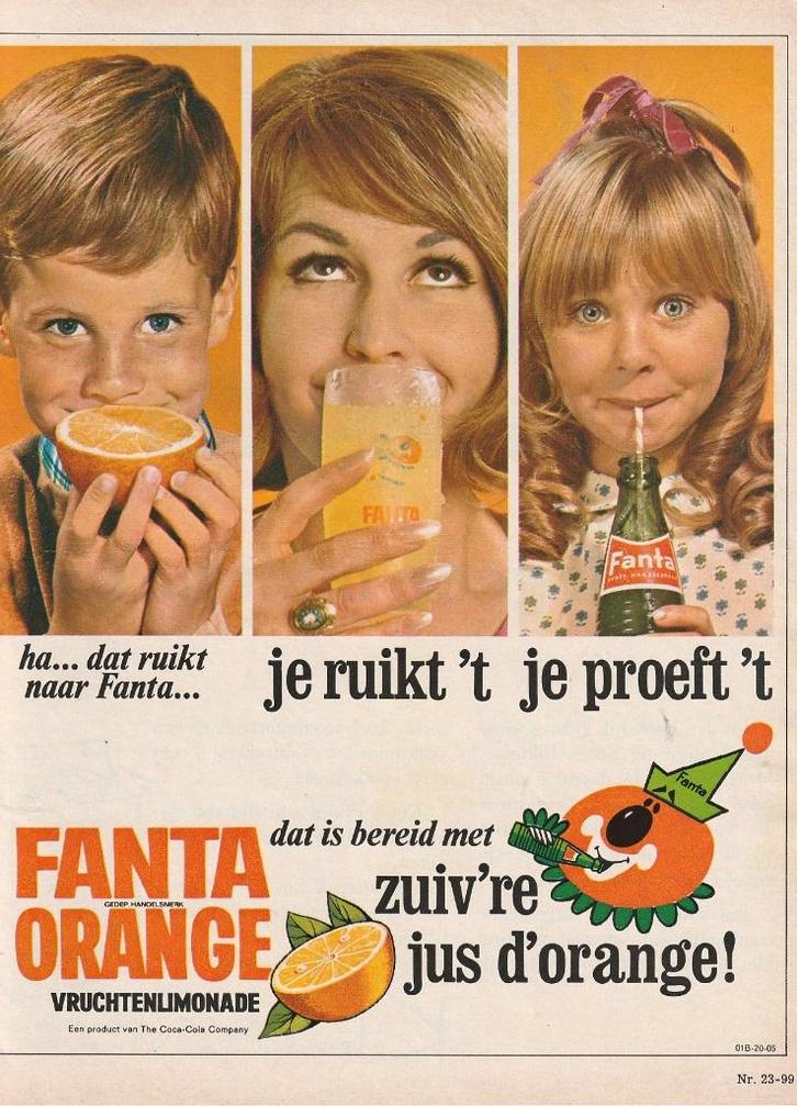 retro reclame 1968 Fanta frisdrank jongetje meisje flesjes, Verzamelen, Retro, Overige typen, Verzenden