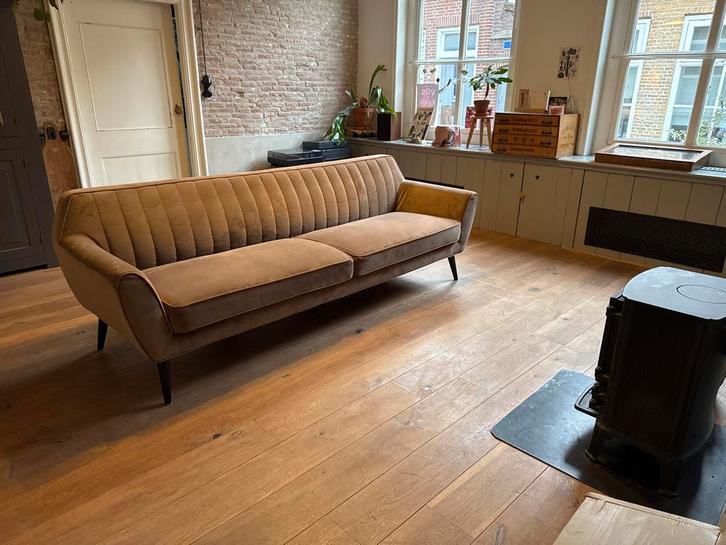 Retro Sofa - Driepersoons - Bruin, Huis en Inrichting, Banken | Sofa's en Chaises Longues, Zo goed als nieuw, Driepersoons, Minder dan 150 cm