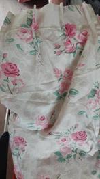 Gordijnen brocante Rozen.. 2 stuks., Huis en Inrichting, Ophalen of Verzenden, Gebruikt, 200 cm of meer