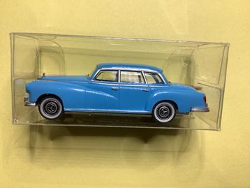 1:87-Wiking Mercedes-Benz 220S Modelauto beschikbaar voor biedingen