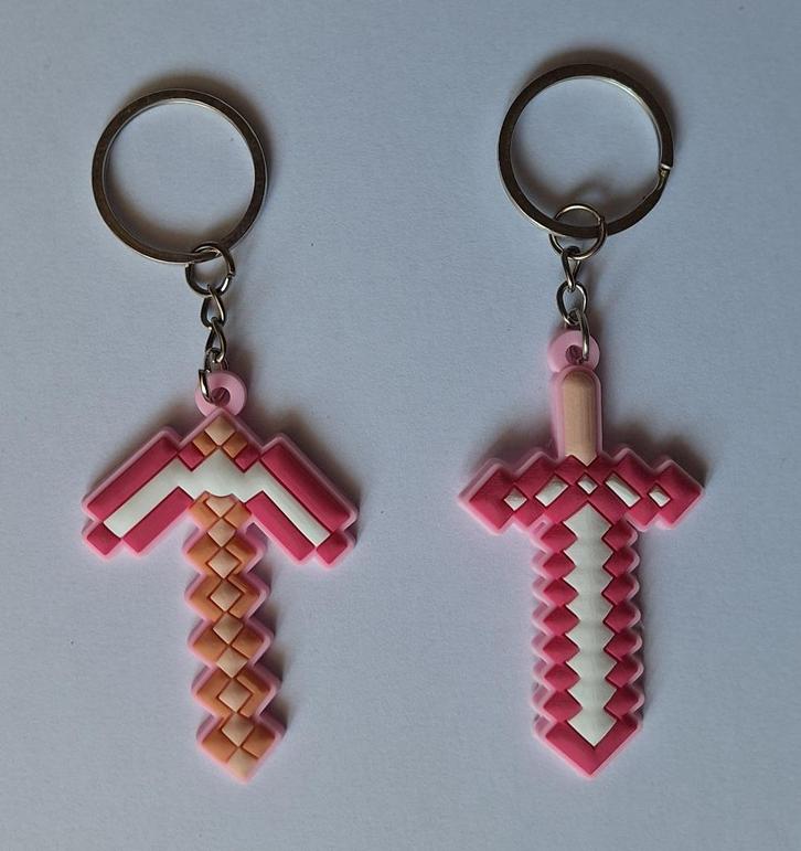 Minecraft zwaard en pickaxe sleutelhangers, Hobby en Vrije tijd, Feestartikelen, Nieuw, Feestartikel, Ophalen of Verzenden