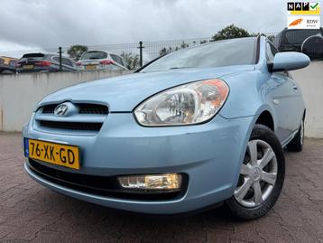 Hyundai Accent 1.4i Dynamic/AIRCO/APK 08-2026/ 105777 KM NAP beschikbaar voor biedingen