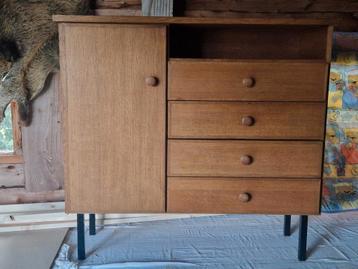 vintage ladekastje,  dressoir, teak beschikbaar voor biedingen