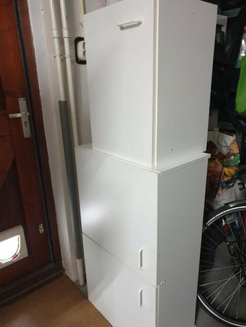witte hangkasten, enkel en dubbel