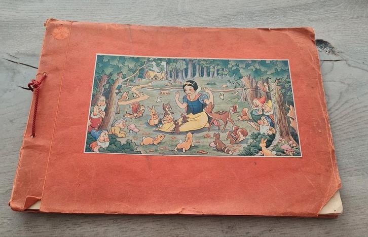 Zeldzaam plaatjesalbum  Sneeuwwitje en de zeven dwergen, Antiek en Kunst, Antiek | Boeken en Bijbels, Ophalen of Verzenden