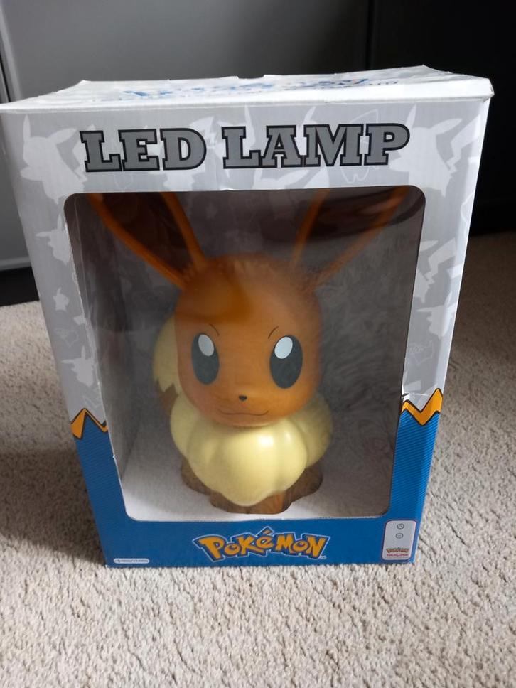 Pokemon LED Lamp Eevee 30cm - Verzamelobject!, Kinderen en Baby's, Speelgoed | Actiefiguren, Nieuw, Ophalen of Verzenden
