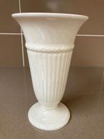 Wedgwood Edme vaas 17 cm met craquelé., Huis en Inrichting, Woonaccessoires | Vazen, Gebruikt, Overige kleuren, Aardewerk of Porselein