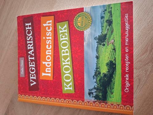 Ciska Cress - Vegetarisch Indonesisch kookboek, Boeken, Kookboeken, Zo goed als nieuw, Azië en Oosters, Ophalen of Verzenden