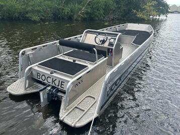 Dock Steel 650e vaarklaar volledig elektrisch beschikbaar voor biedingen