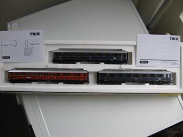 Trix H0. 1:87! DB F-trein 'Merkur' 3-delige wagenset. 23420. beschikbaar voor biedingen