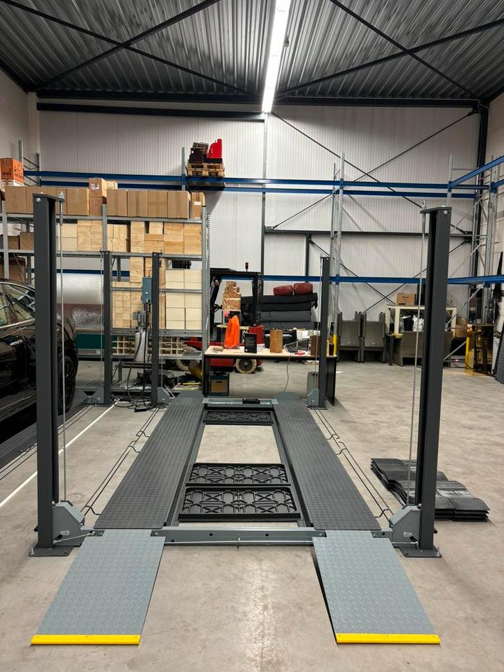 Hefbrug Twinbusch 4 koloms 3,6t - 230v, Auto diversen, Autogereedschap, Zo goed als nieuw, Ophalen