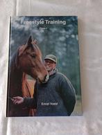 FREESTYLE TRAINING  Fase 1  Emiel Voest, Ophalen of Verzenden, Zo goed als nieuw, Paarden of Pony's, Emiel Voest
