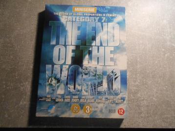 THE END OF THE WORLD 2 DVD'S 3 UUR SPEELDUUR  beschikbaar voor biedingen