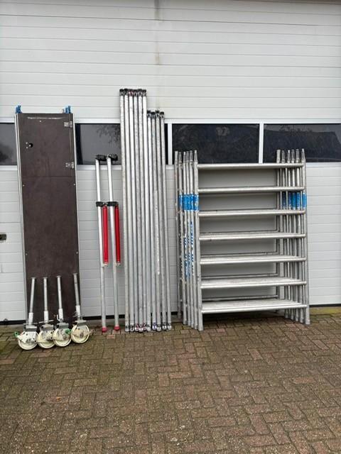 steigers, Doe-het-zelf en Verbouw, Steigers, Gebruikt, Rolsteiger of Kamersteiger, 5 meter of hoger, Ophalen