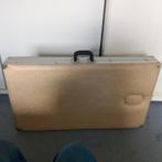 Massagetafel met aluminium poten, Ophalen, Zo goed als nieuw, Massagetafel