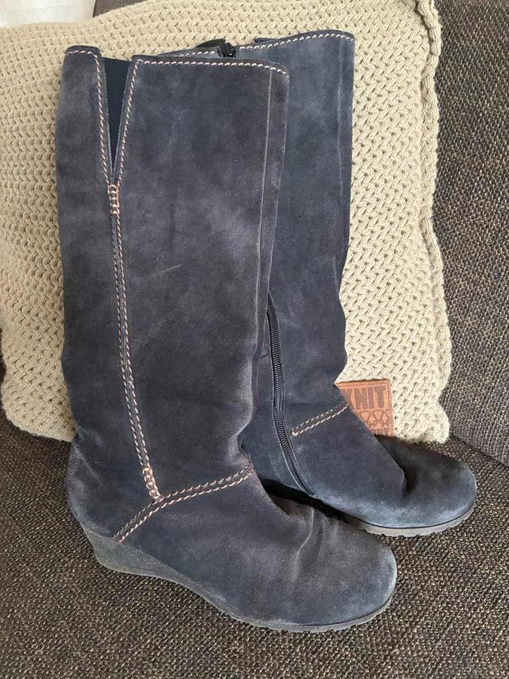 Gabor Hoge Laarzen Maat 7 (40,5) sleehak blauw, Kleding | Dames, Schoenen, Zo goed als nieuw, Hoge laarzen, Blauw, Ophalen of Verzenden