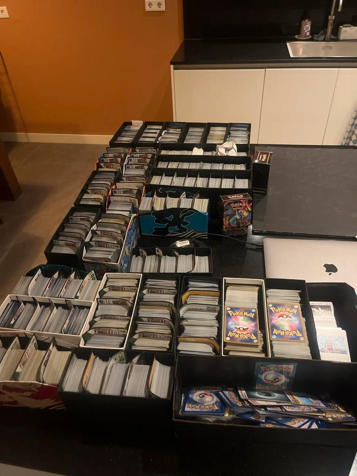 Pokemon kaarten bundels 100 stuks, Hobby en Vrije tijd, Verzamelkaartspellen | Pokémon, Zo goed als nieuw, Starterdeck, Verzenden