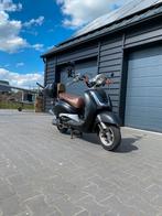 Benzhou retro scooter, Geel kenteken., Benzine, Maximaal 45 km/u, Gebruikt, Benzhou