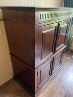 Donkerbruine houten kast met deuren, Antiek en Kunst, Antiek | Meubels | Kasten, Ophalen
