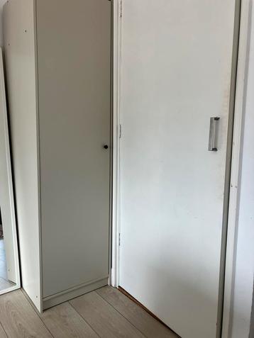 Ikea kledingkast beige hanggedeelte