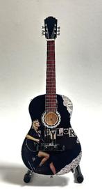 Taylor Swift op kruk miniatuur gitaar 25cm mini guitar deco, Info@deconoord.nl, Deco Noord, Nieuw, Ophalen of Verzenden