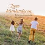 Lieve kleinkinderen Ds. P. van Ruitenburg 9789033131967, Ophalen of Verzenden, Zo goed als nieuw, Ds. P. van Ruitenburg, Christendom | Protestants