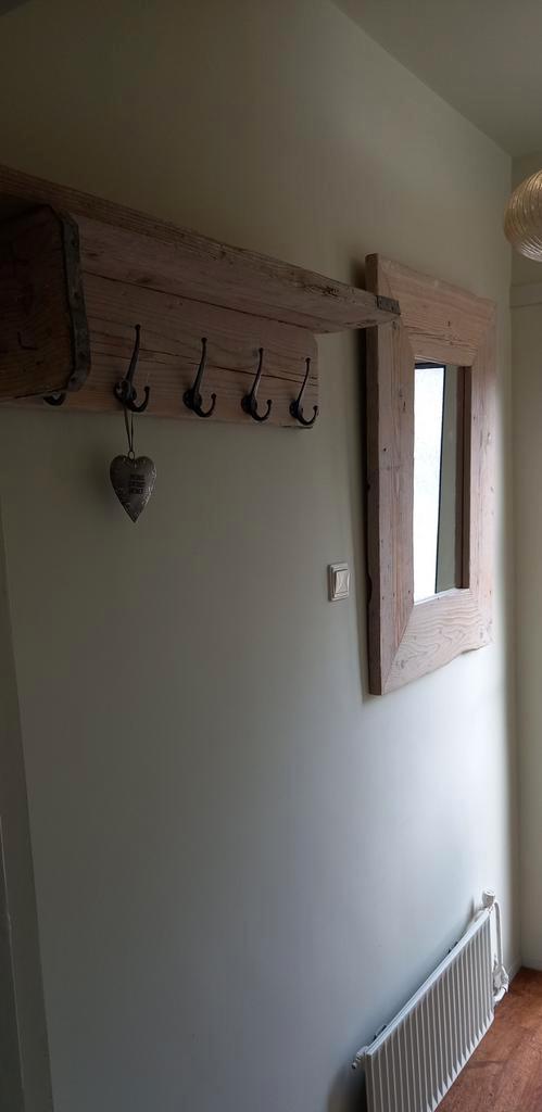 Steigerhouten Kapstok met Spiegel, Huis en Inrichting, Woonaccessoires | Kapstokken, Gebruikt, Wandkapstok, Minder dan 100 cm