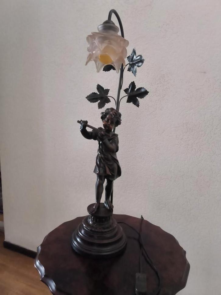 Antieke Art Nouveau Lamp met Fluitspelende Jongen, Antiek en Kunst, Antiek | Lampen, Ophalen of Verzenden