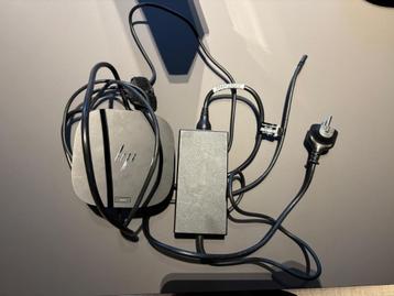 6x HP docking stations + doos kabels beschikbaar voor biedingen