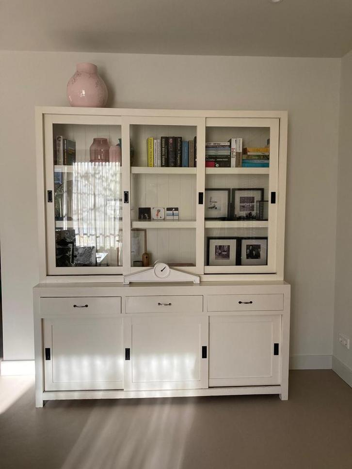 Te koop - Servieskast, Huis en Inrichting, Kasten | Buffetkasten, Gebruikt, 200 cm of meer, 150 tot 200 cm, 25 tot 50 cm, Met lade(s)