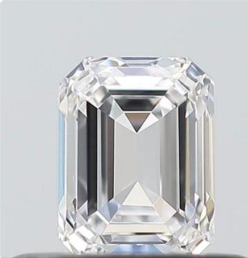 Smaragd diamant 0.41 crt beschikbaar voor biedingen