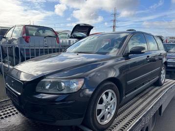 Volvo V50 1.8 van 2005 veel onderdelen voorradig  beschikbaar voor biedingen