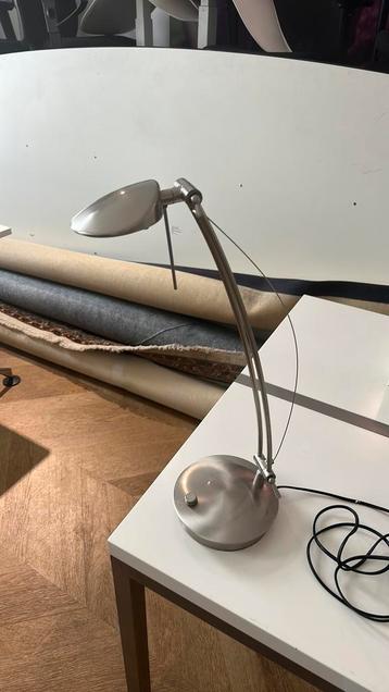 Design Vandeheg Praque tafellamp - als nieuw beschikbaar voor biedingen
