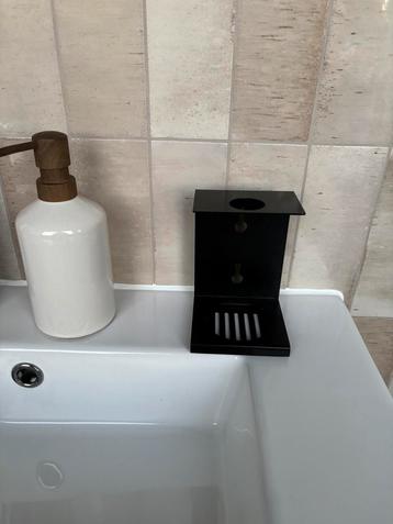 Marie stella maris zeepdispenser 250/300 ml  beschikbaar voor biedingen